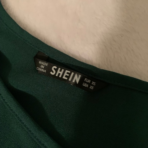 Brand: Shein Size: XS - Picture 2 of 3